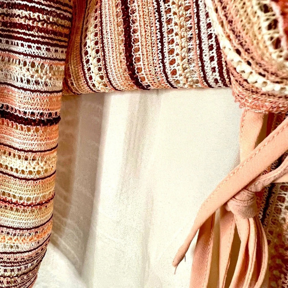 🆕 Miss Me Stitched Sleeveless Top with Tie Sides and Under Slip - Picture 7 of 13